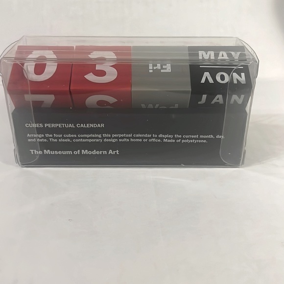 MoMA Cubes Perpetual Calendar Red/Grey/Black - Picture 3 of 4